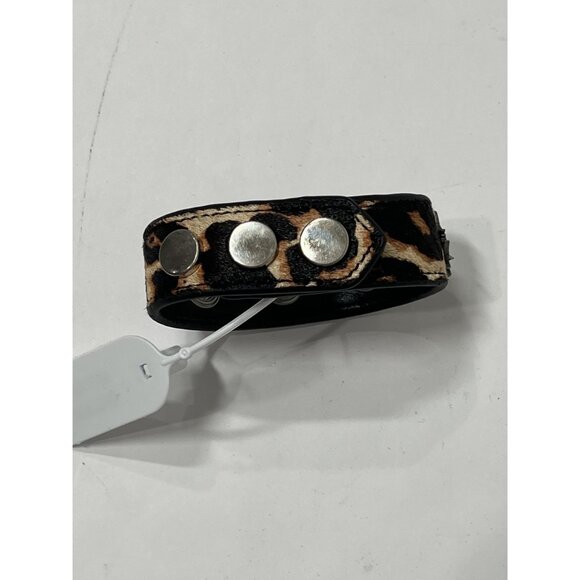 ROMANCATCHER Pow Bracelet in Leopard Print - Picture 4 of 6